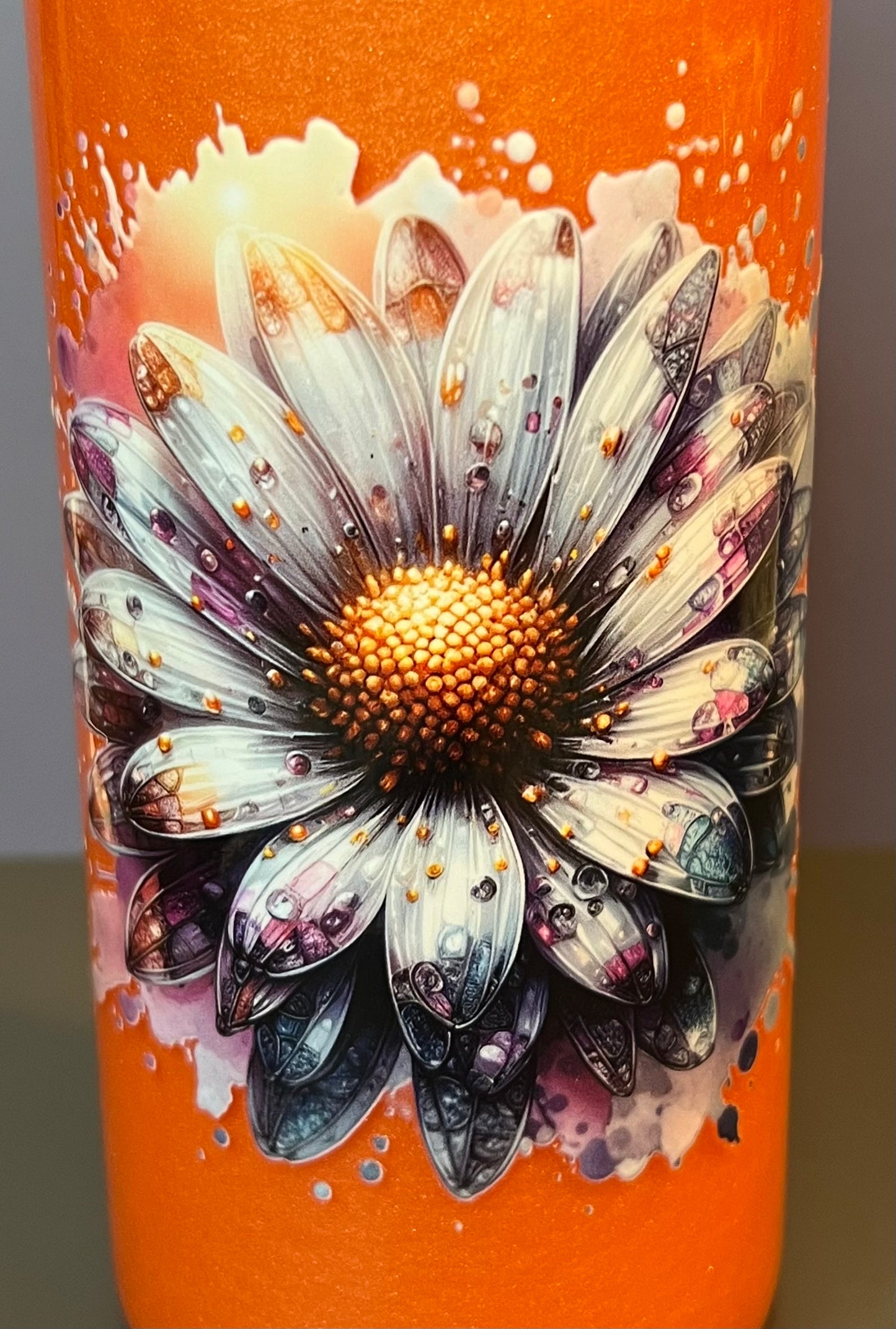 20 oz Glass Snow Globe Tumbler “Daisy - Shimmer”